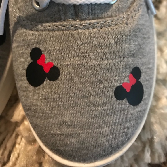 Minnie Mouse Shoes - Picture 3 of 3
